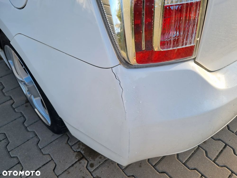 Toyota Prius (Hybrid) Life - 30