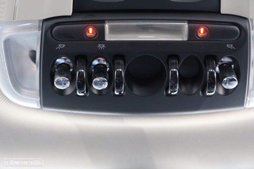 MINI 3 Portas One - 34