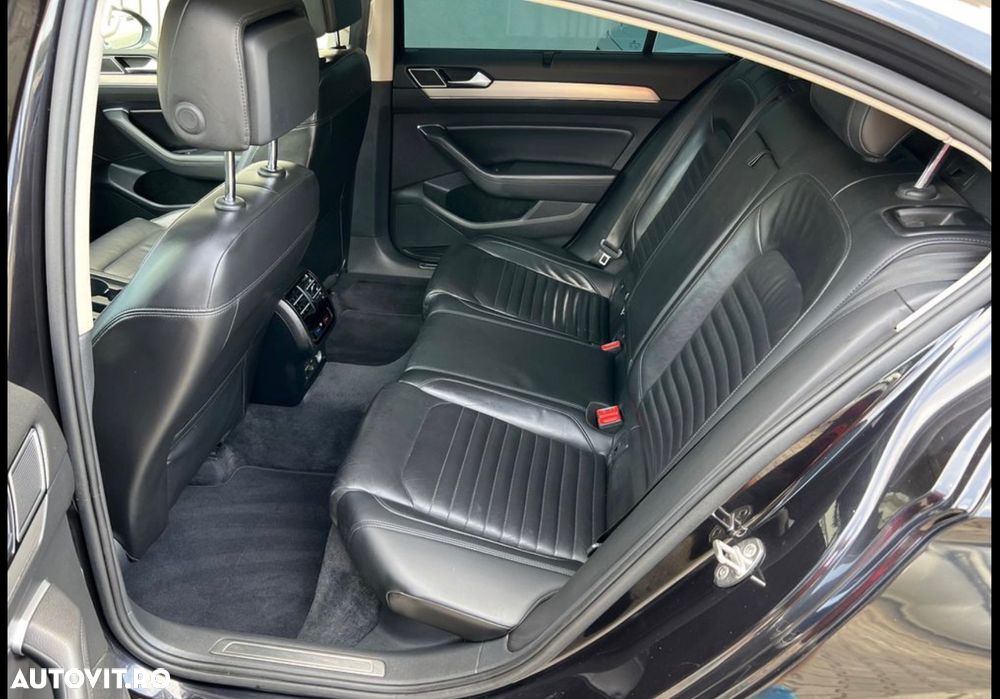 Volkswagen Passat 2.0 TDI (BlueMotion Technology) DSG Highline - 12