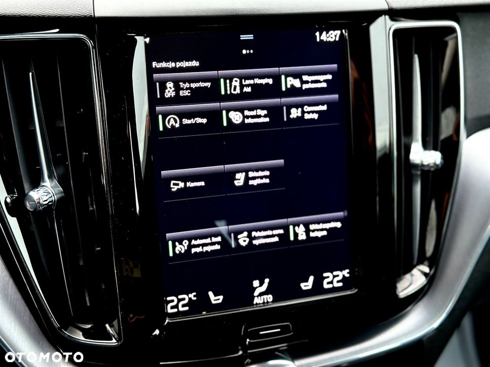 Volvo XC 60 D4 Momentum Pro - 39