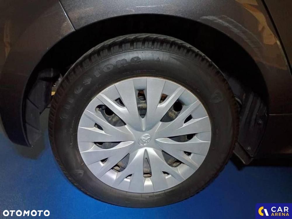 Toyota Yaris 1.5 Comfort - 13