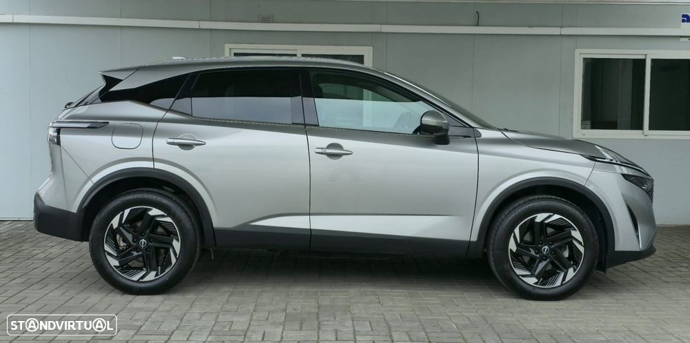 Nissan Qashqai 1.3 DIG-T N-Connecta LED+TT Xtronic - 28