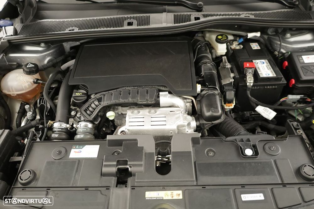 Citroën C4 1.2 PureTech Plus EAT8 - 24