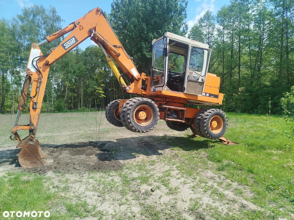 Schaeff HML40 - 1