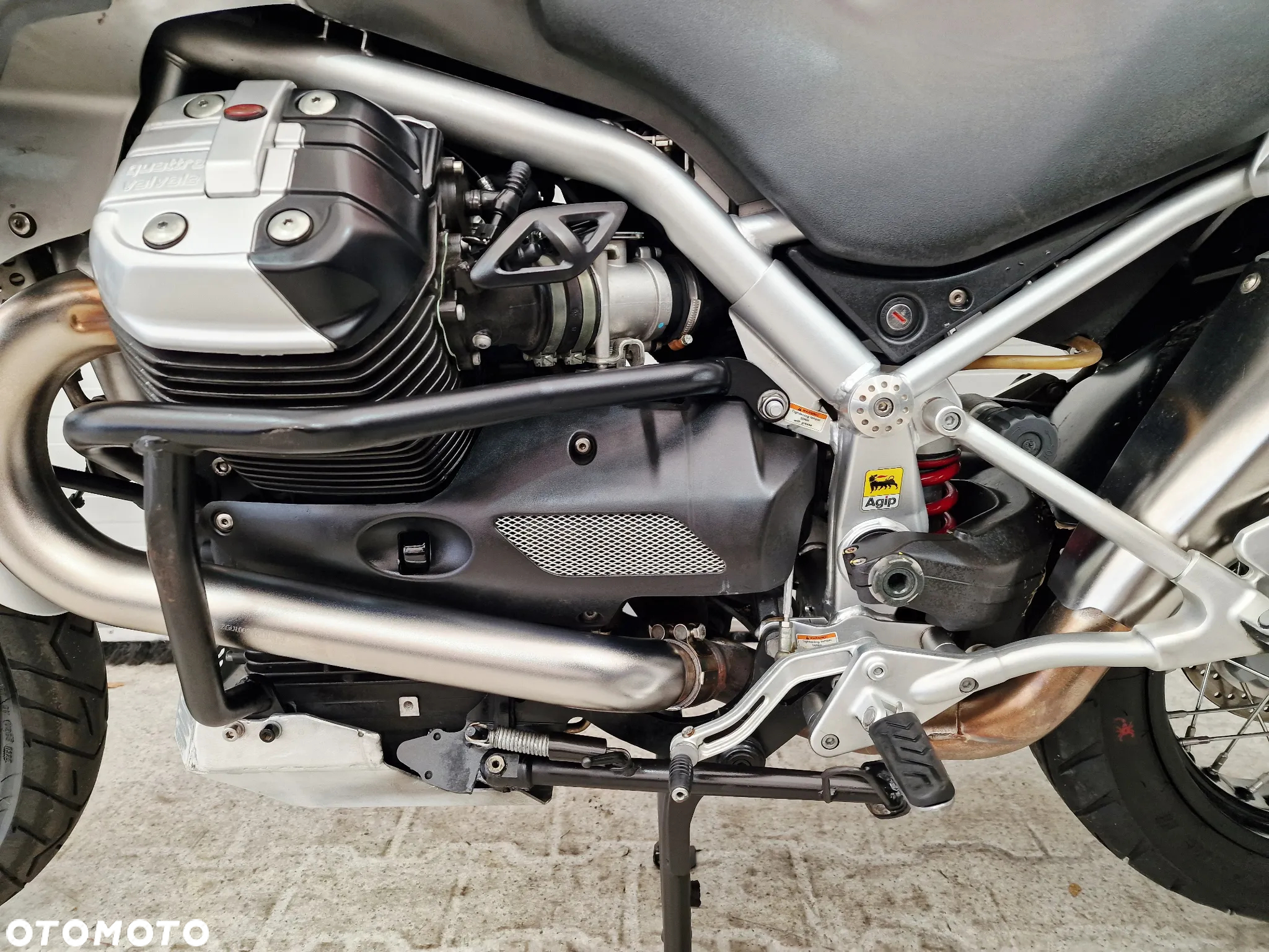Moto Guzzi Stelvio - 14