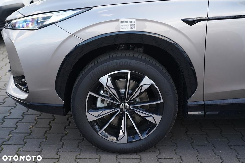 MG HS 1.5T HEV+ Excite - 30