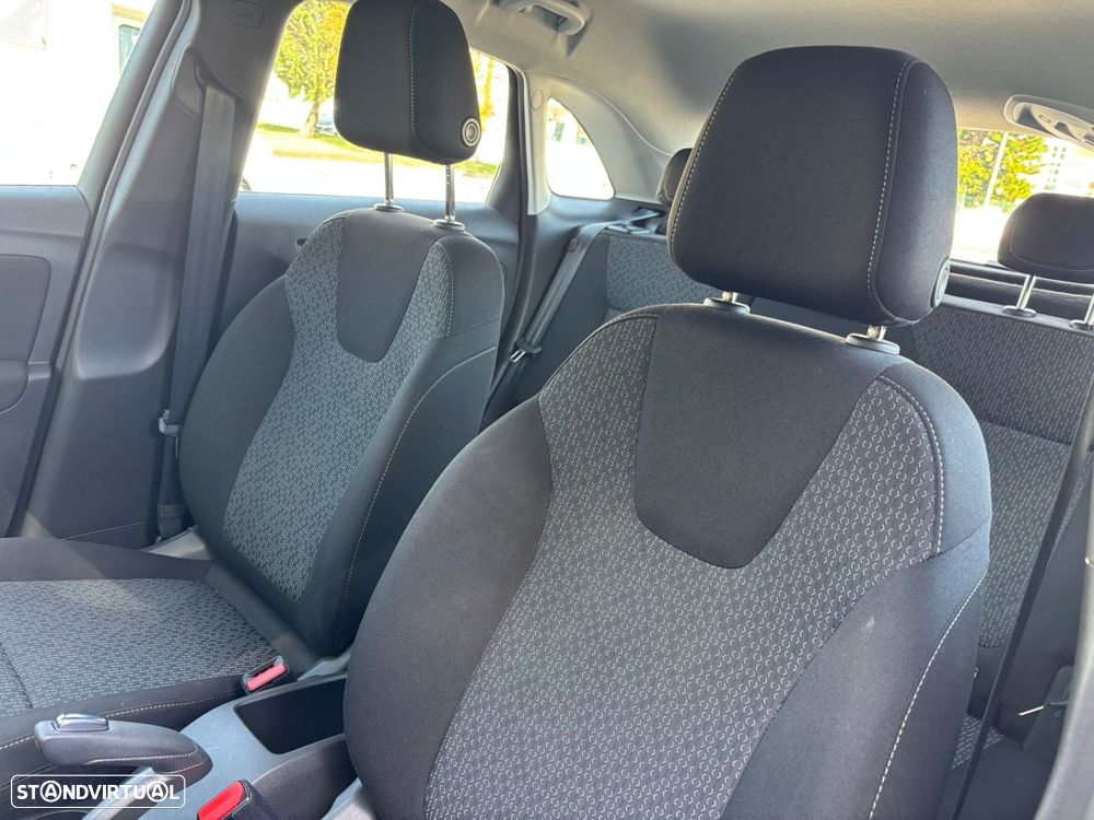 Opel Crossland 1.5 D Business - 18