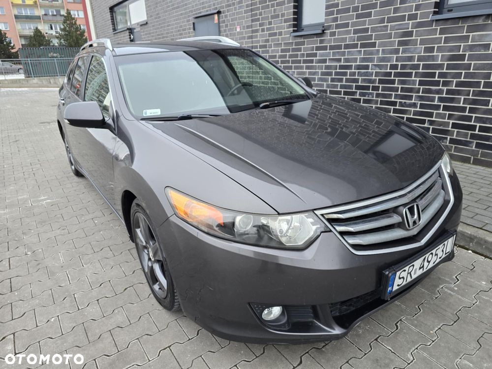 Honda Accord 2.0 Executive - 39