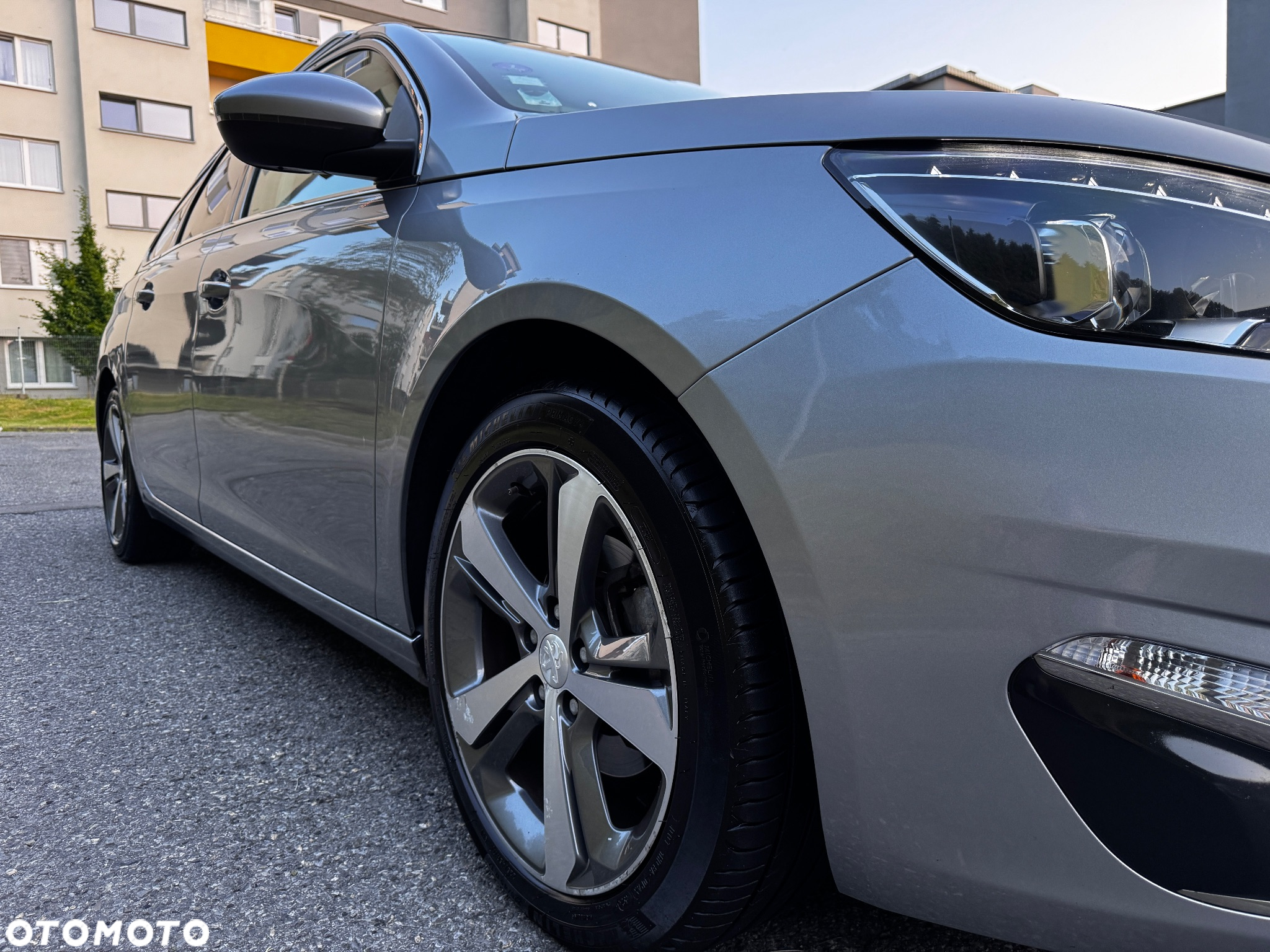 Peugeot 308 SW PureTech 130 Stop & Start Allure - 37