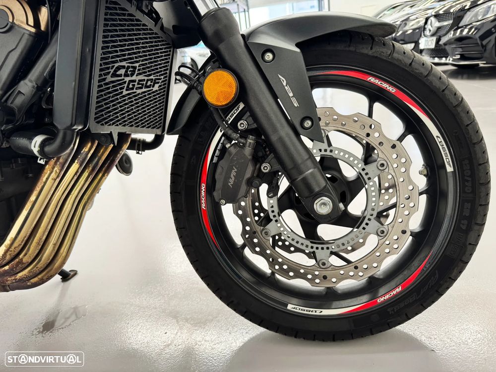 Honda CB 650F A - 15