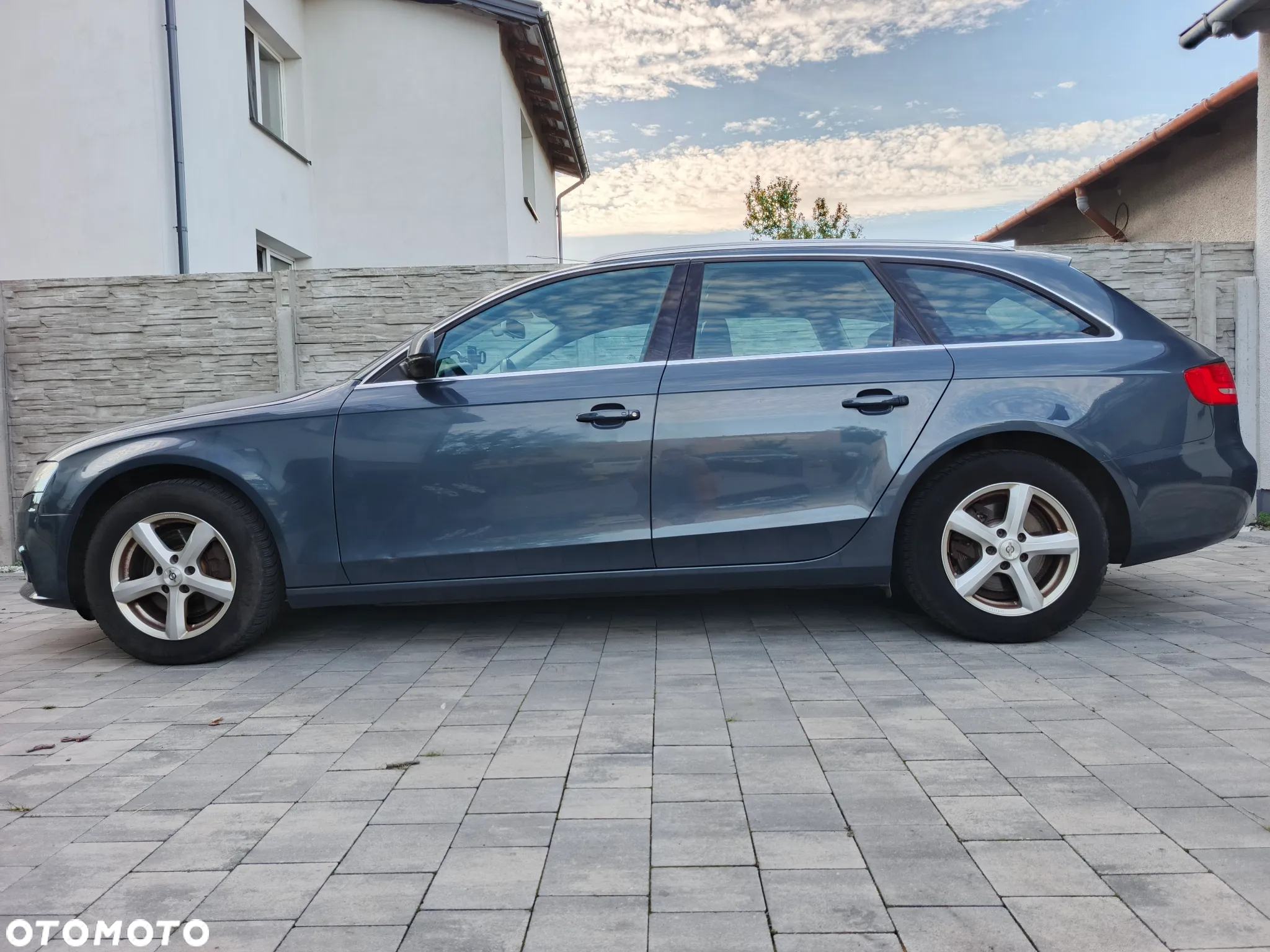 Audi A4 Avant 2.0 TDI Multitronic - 12