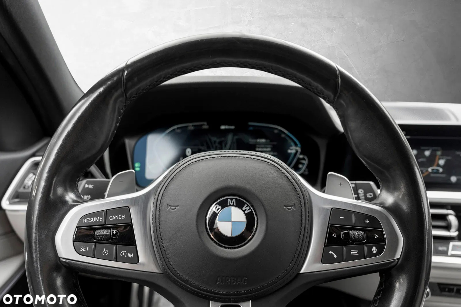 BMW Seria 3 330e Touring xDrive M Sport - 14