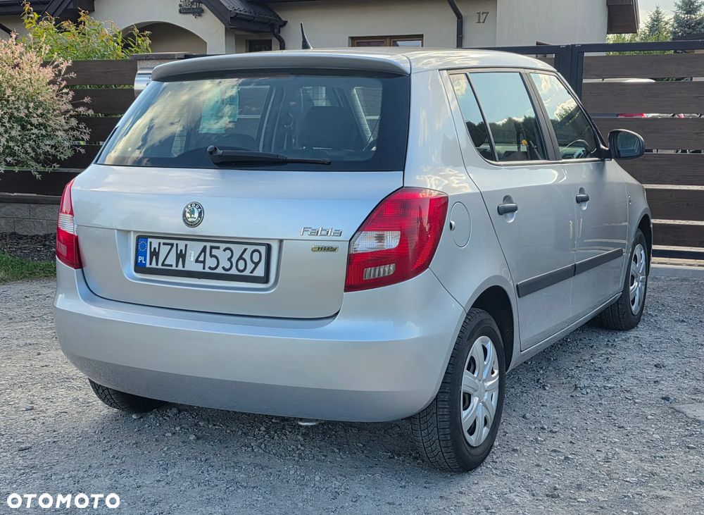 Skoda Fabia 1.2 HTP - 8