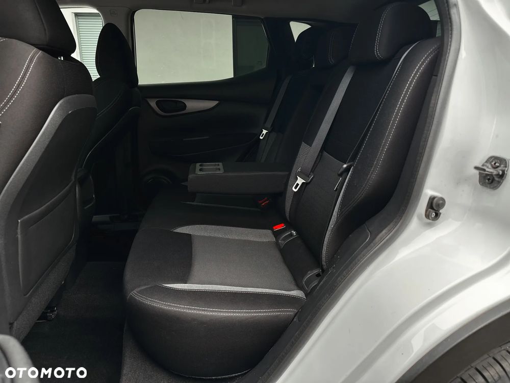 Nissan Qashqai 1.5 dCi Visia - 37