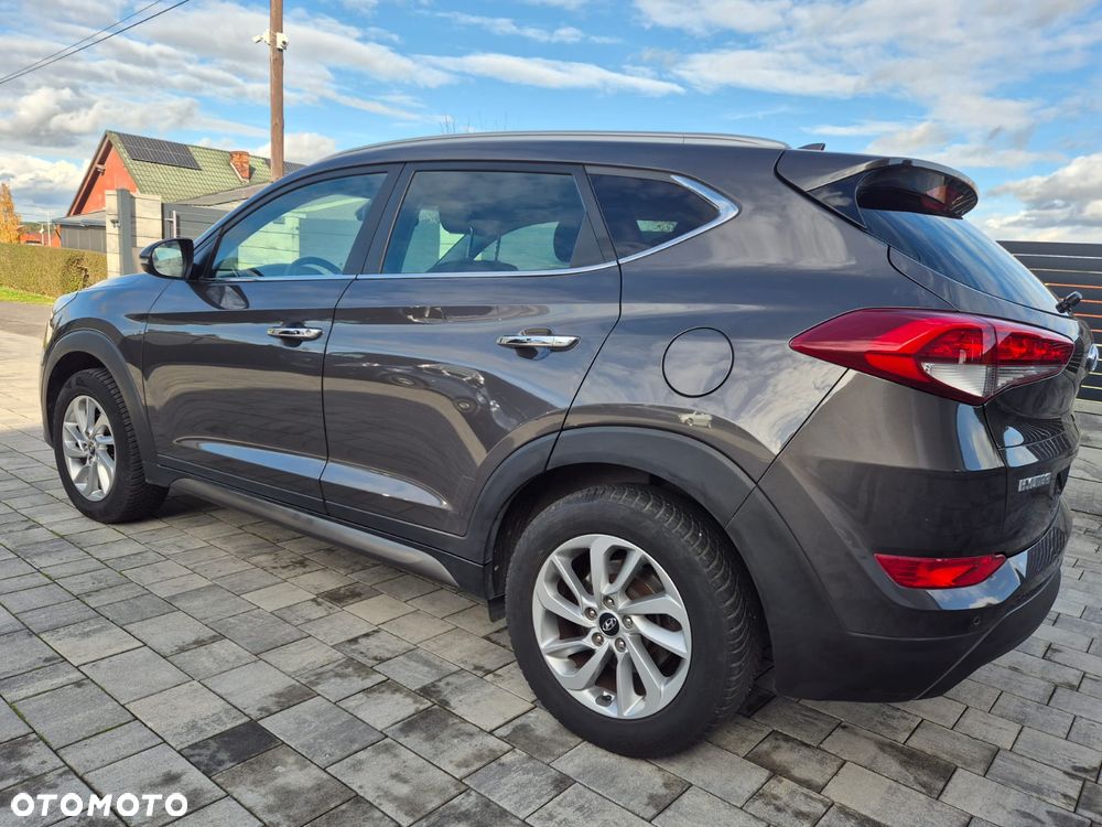 Hyundai Tucson blue 1.7 CRDi 2WD Style - 8