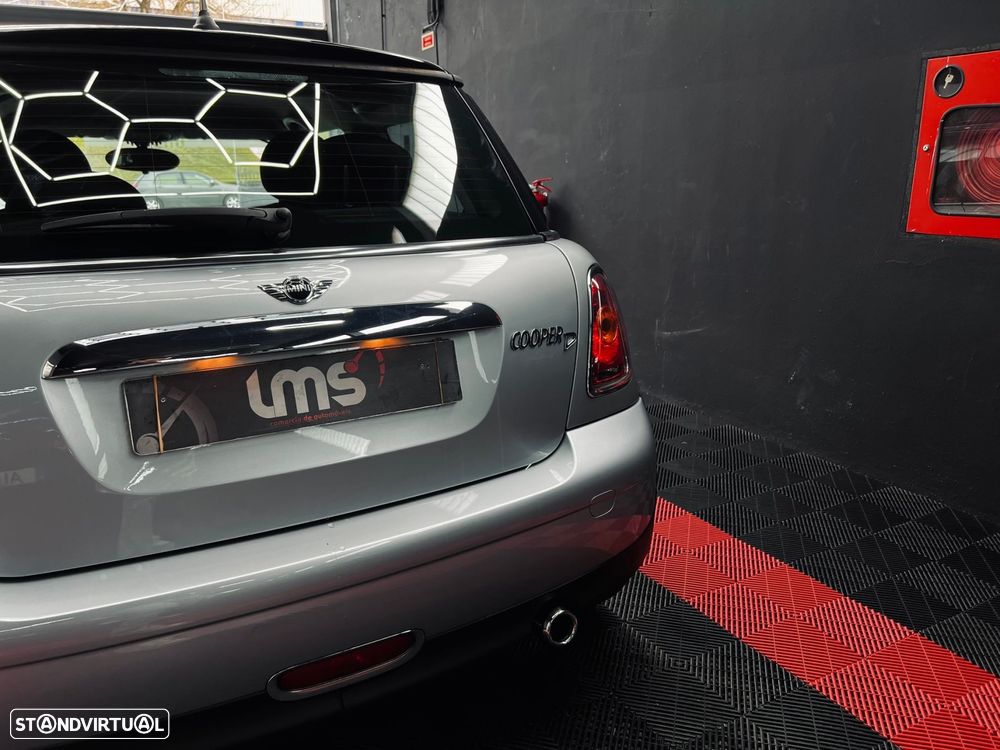 MINI 3 Portas Cooper D - 9