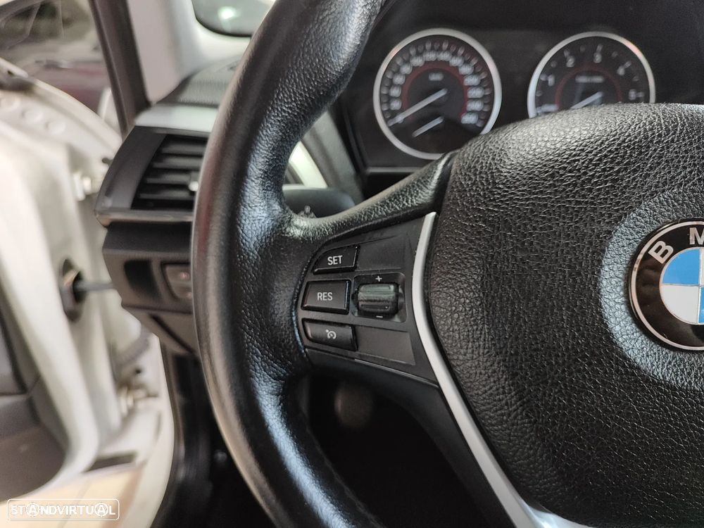 BMW 116 d EDynamics Line Sport - 27