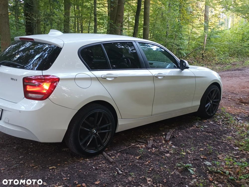 BMW Seria 1 116i - 8