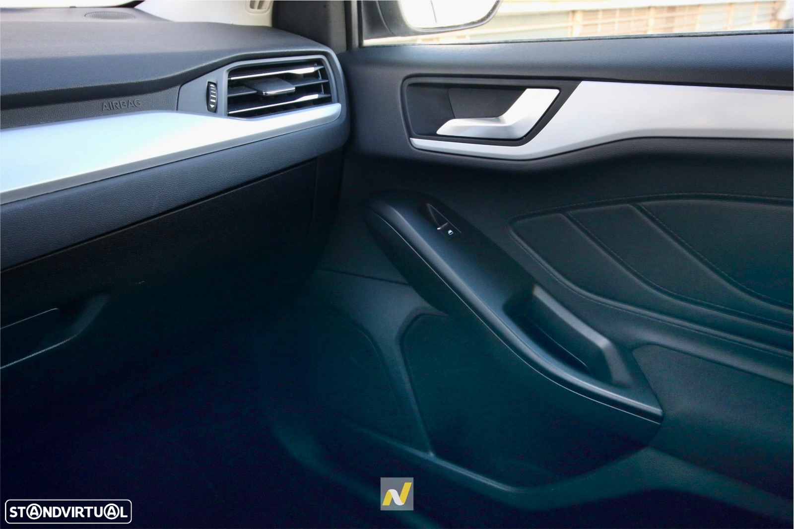 Ford Focus SW 1.0 EcoBoost Hybrid TITANIUM EDITION - 9