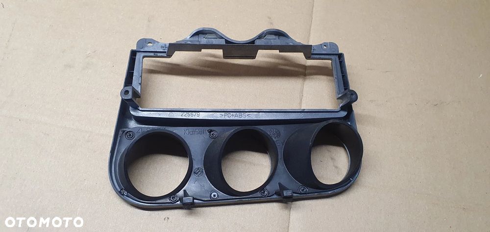 Ramka radia konsoli dekor Alfa Romeo 156 225679 - 4