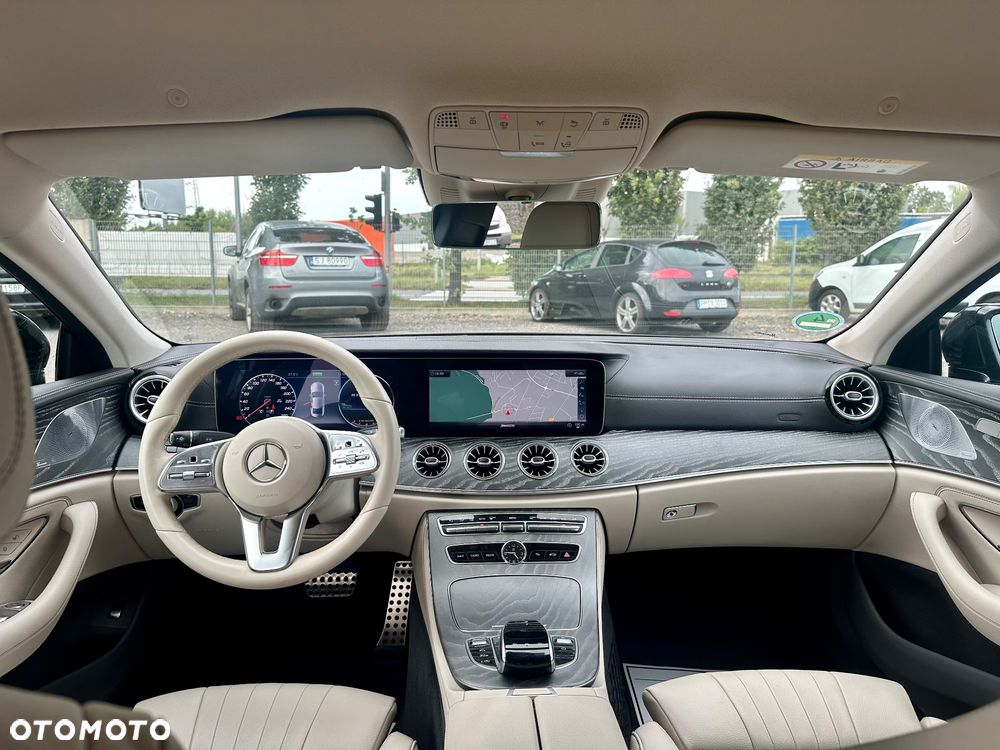 Mercedes-Benz CLS 350 9G-TRONIC AMG Line - 13