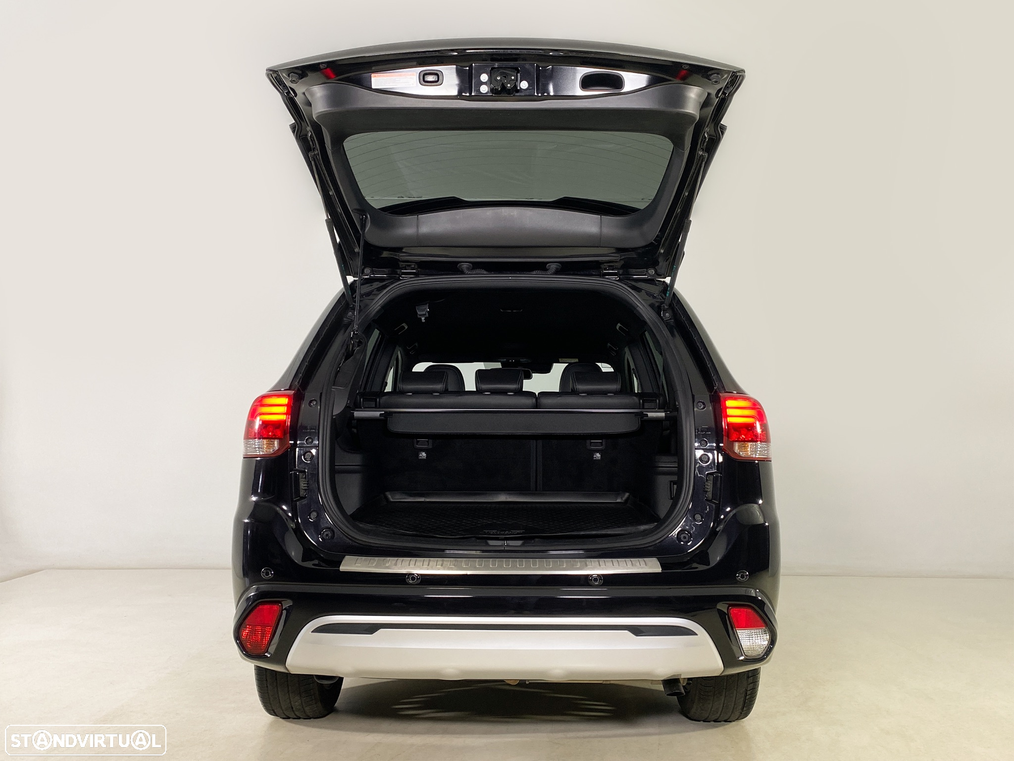 Mitsubishi Outlander 2.4 PHEV Instyle - 7