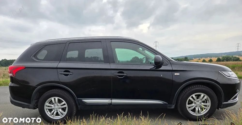 Mitsubishi Outlander - 7