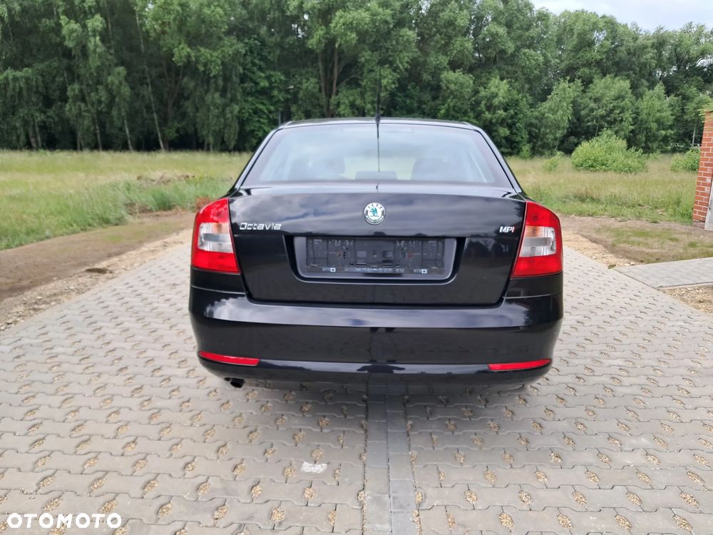 Skoda Octavia 1.6 SPORT EDITION - 6