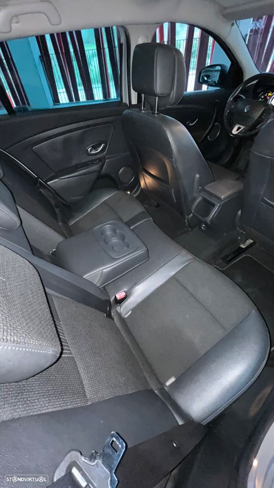 Renault Mégane Sport Tourer 1.5 dCi Dynamique S - 11