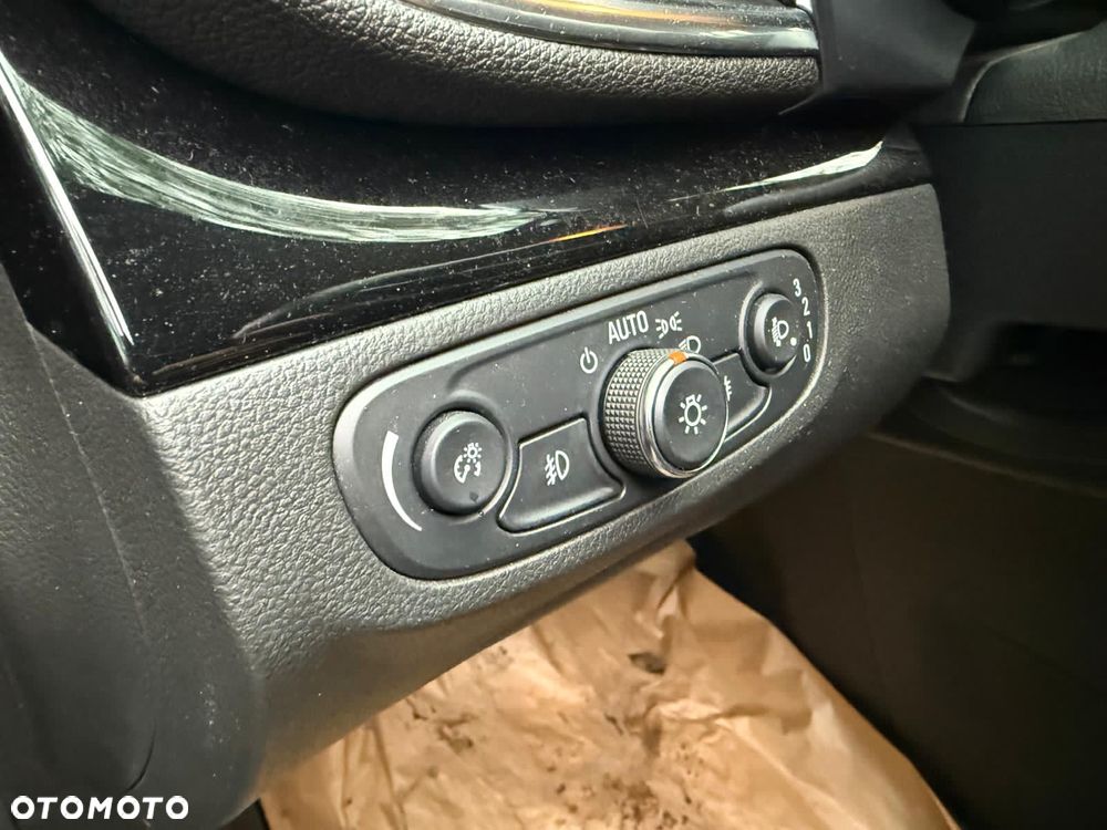 Opel Mokka X 1.4 T Color Edition S&S - 21