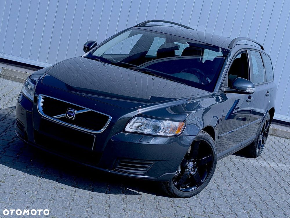 Volvo V50 - 2