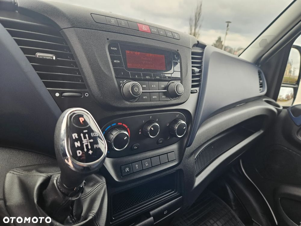 Iveco Daily 35-140, Hi-Matic Kontener plus winda 750 kg. - 23