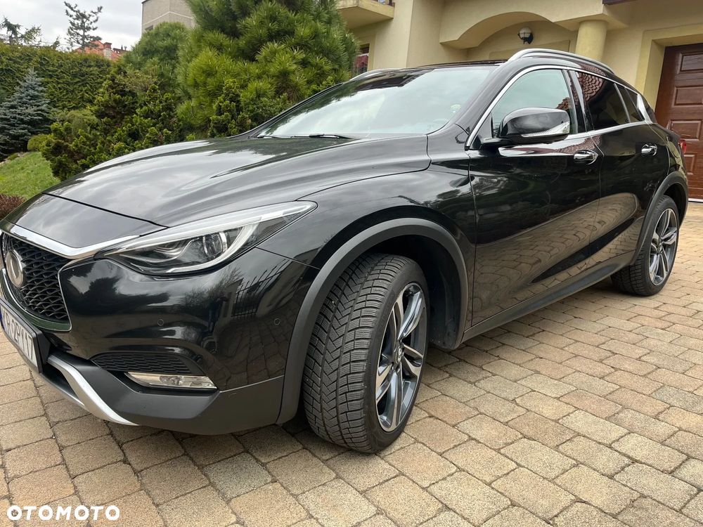 Infiniti QX30 2.0t Premium AWD 7DCT - 6