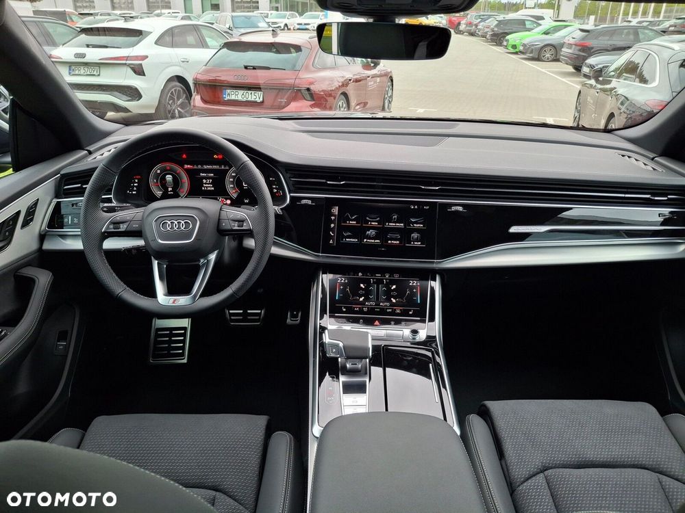 Audi Q8 - 21
