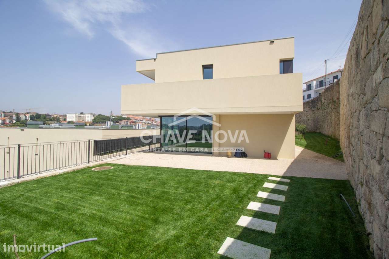 Apartamento T4 Duplex- Quinta São Marcos, Vila Nova de Gaia - Porto - Grande imagem: 2/25