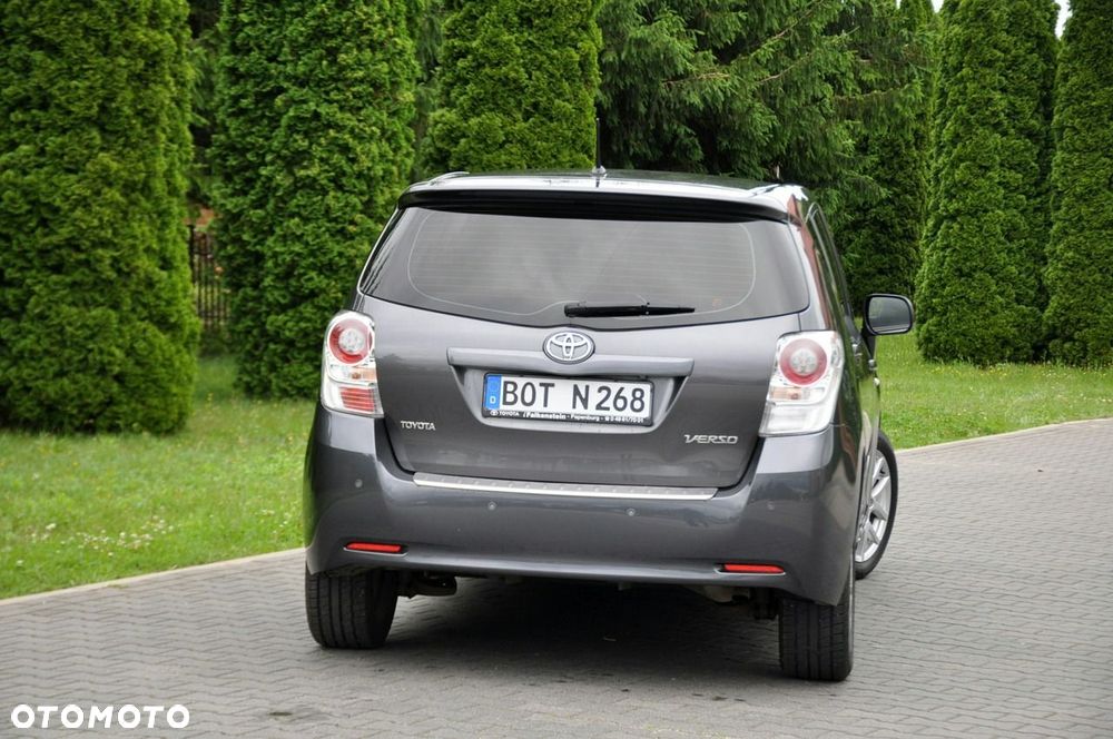 Toyota Verso - 7