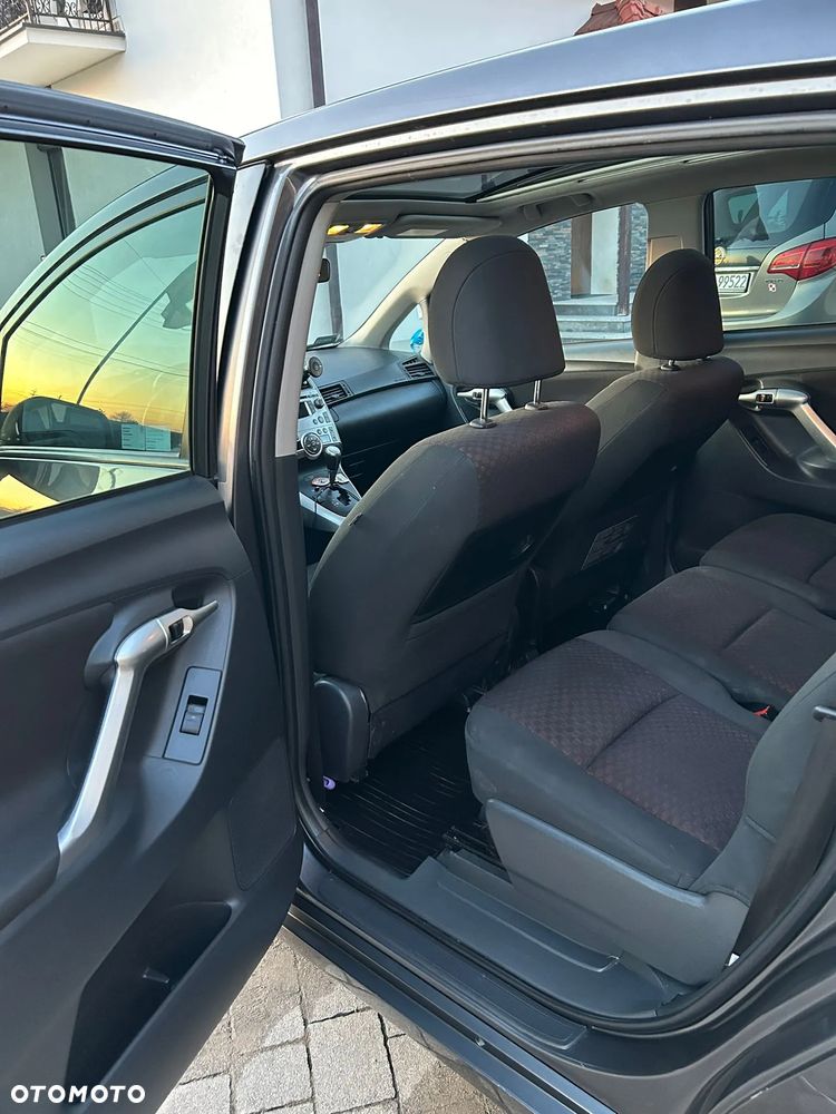 Toyota Verso 1.8 Sol 7os MS - 9