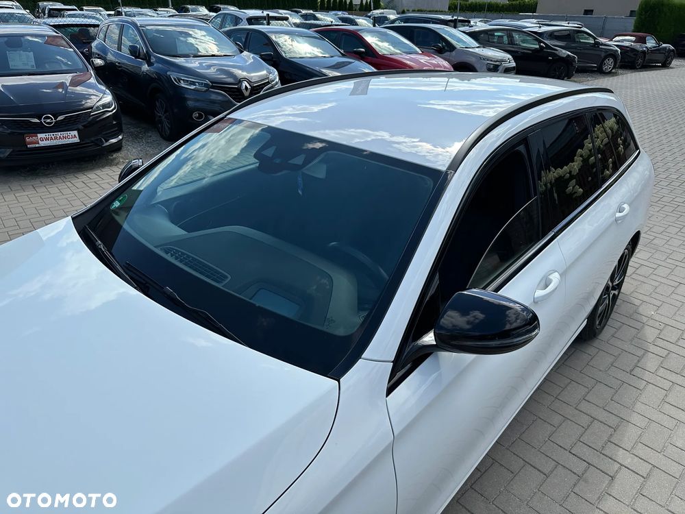 Mercedes-Benz Klasa E - 32