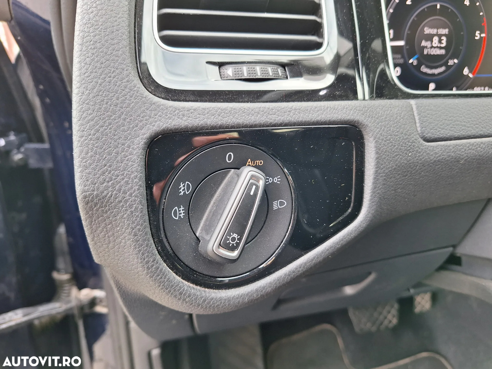 Volkswagen Golf - 13