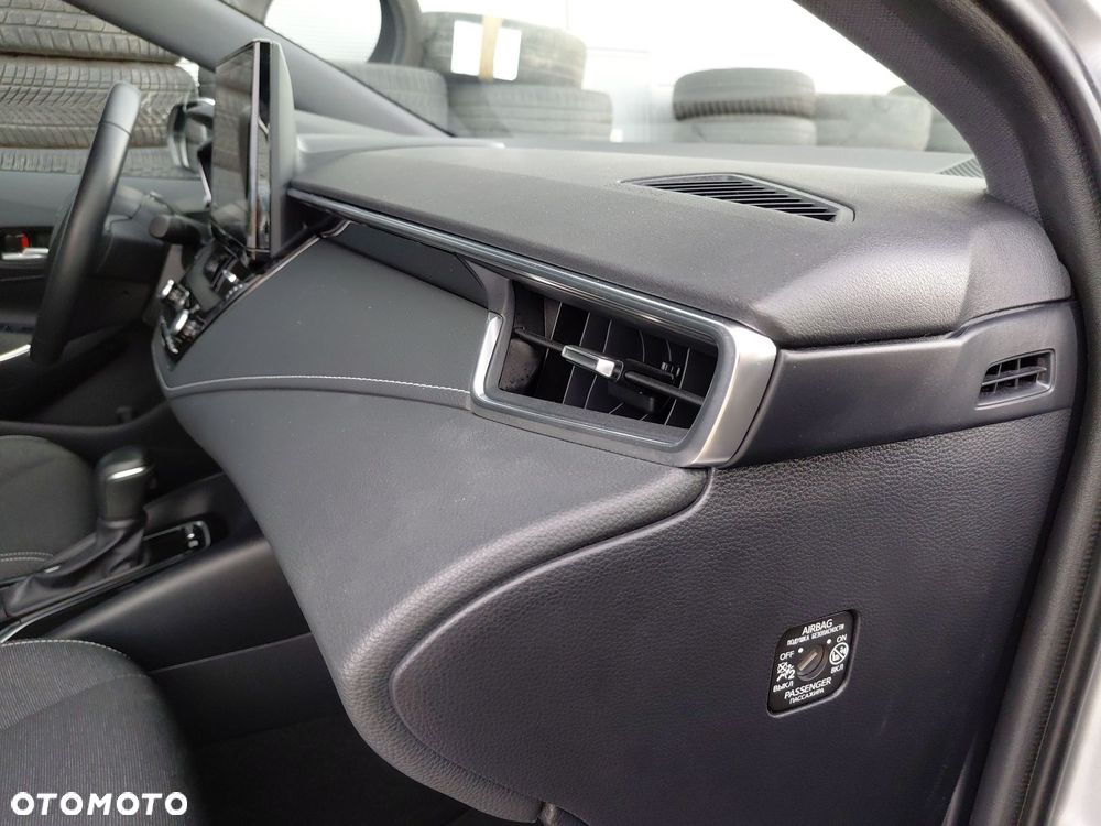 Toyota Corolla 1.8 Hybrid Comfort - 27