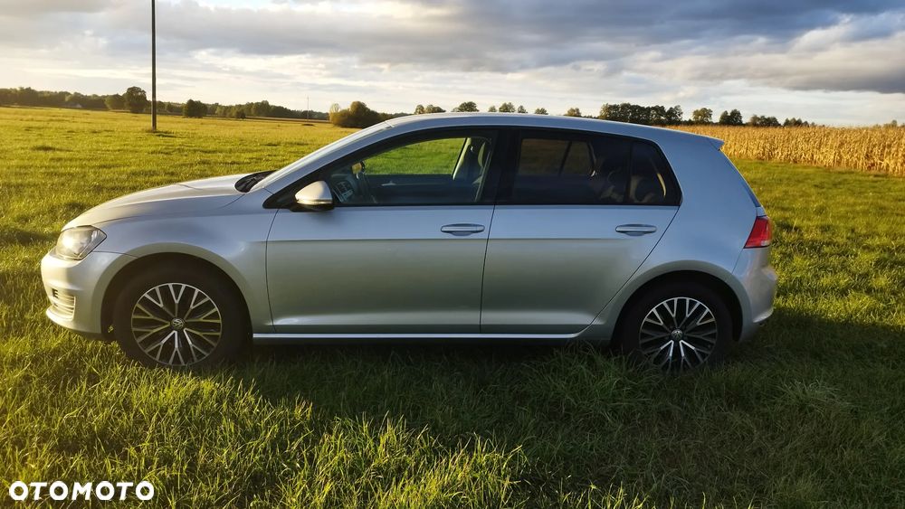 Volkswagen Golf - 4