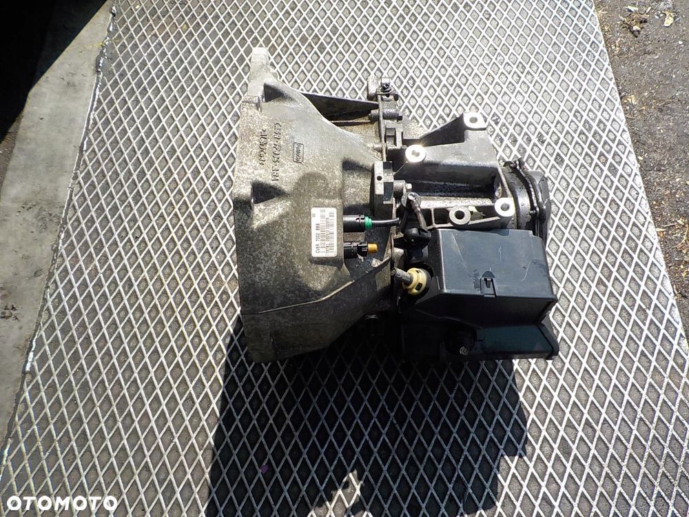 FORD FOCUS III MK3 1.0 ECOBOOST SKRZYNIA BIEGÓW CV6R7002BBB - 3