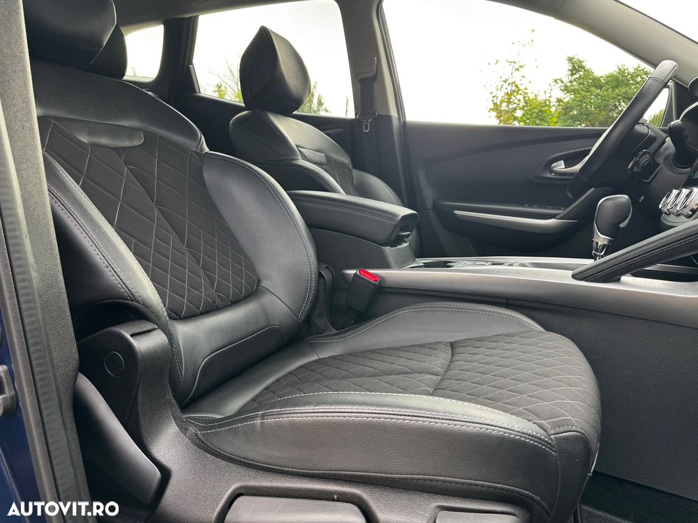 Renault Kadjar BLUE dCi EDC Intens - 24