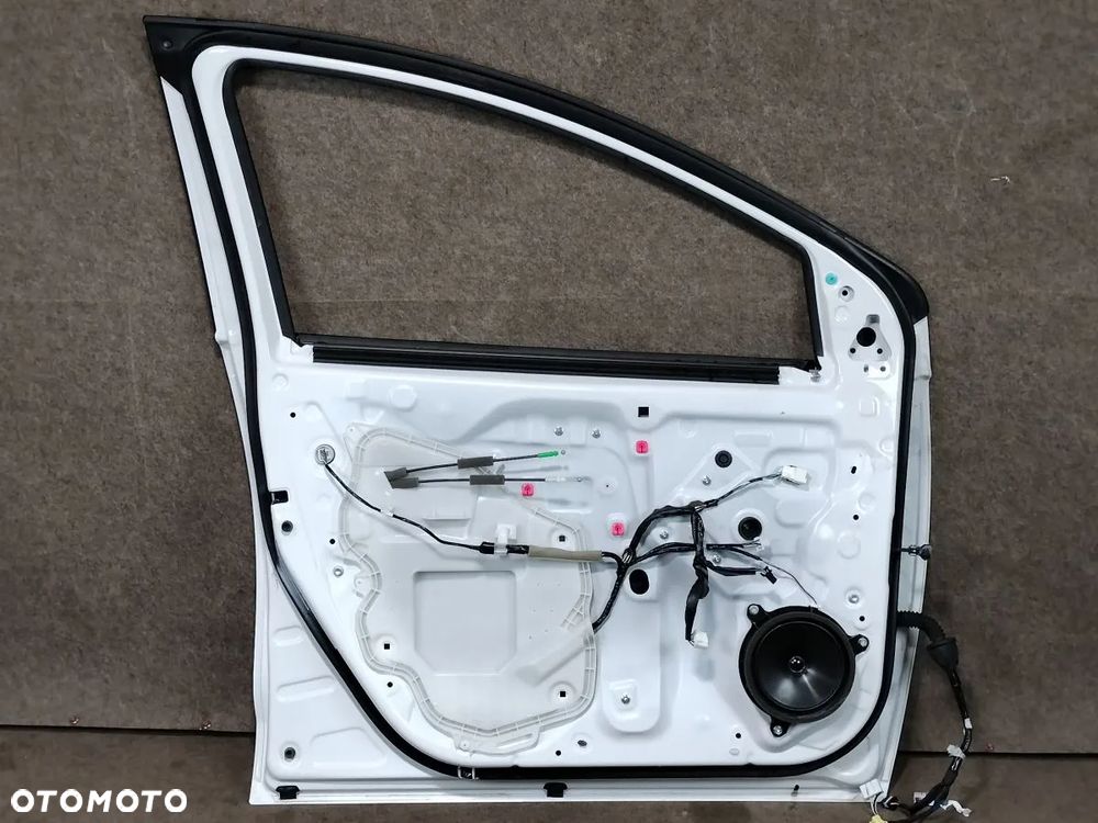 TOYOTA YARIS 20-24r Drzwi Przód Lewy RÓŻNE KOLORY - 4