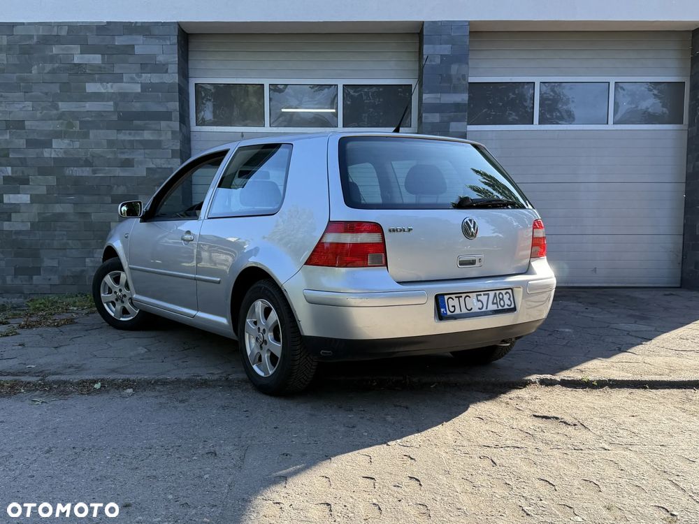 Volkswagen Golf 1.4 Comfortline - 4