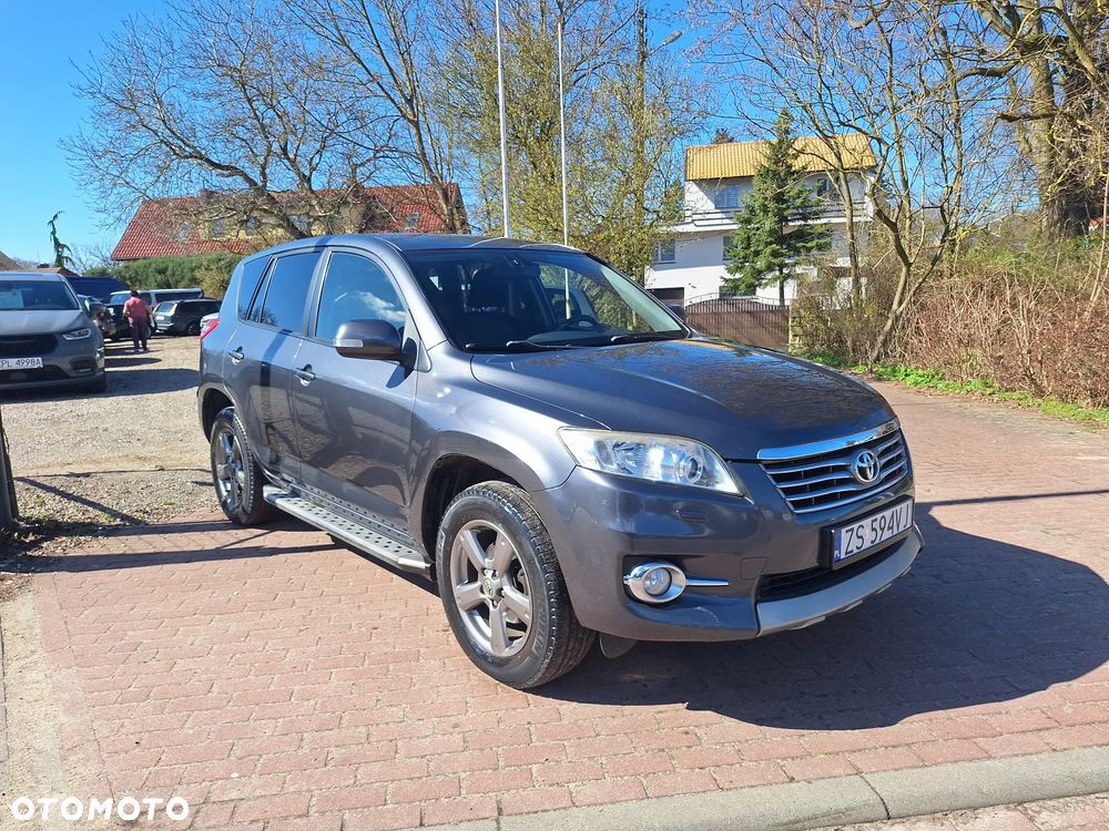 Toyota RAV4 2.2 D-4D 4x4 Comfort - 4