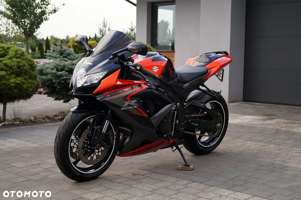 Suzuki GSX-R - 2