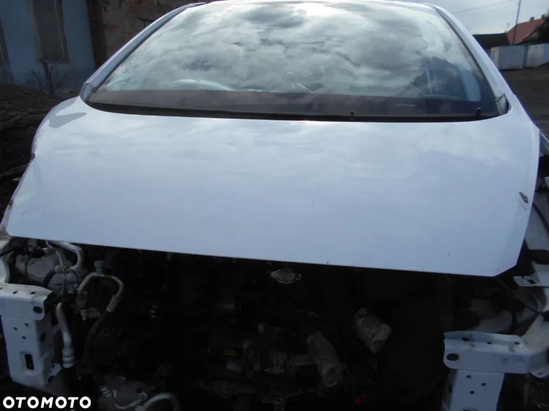 KIA VENGA MASKA PRZÓD KOLOR 7F - 4