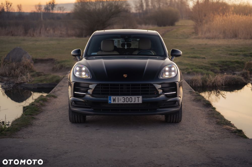 Porsche Macan - 1