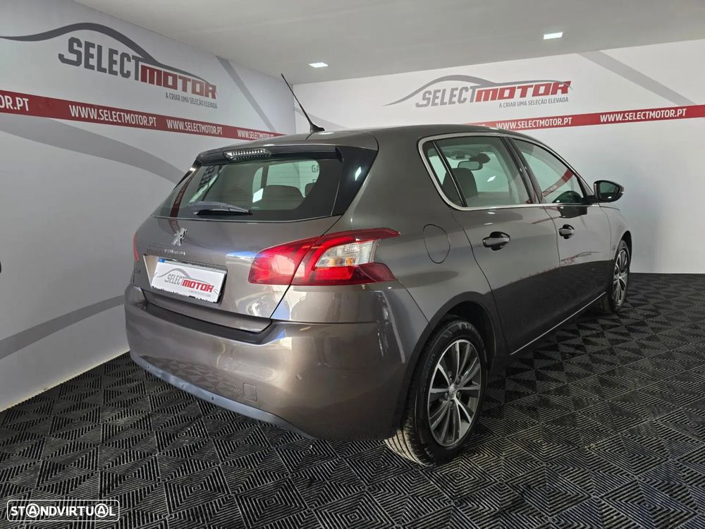 Peugeot 308 1.2 PureTech Allure Pack - 4
